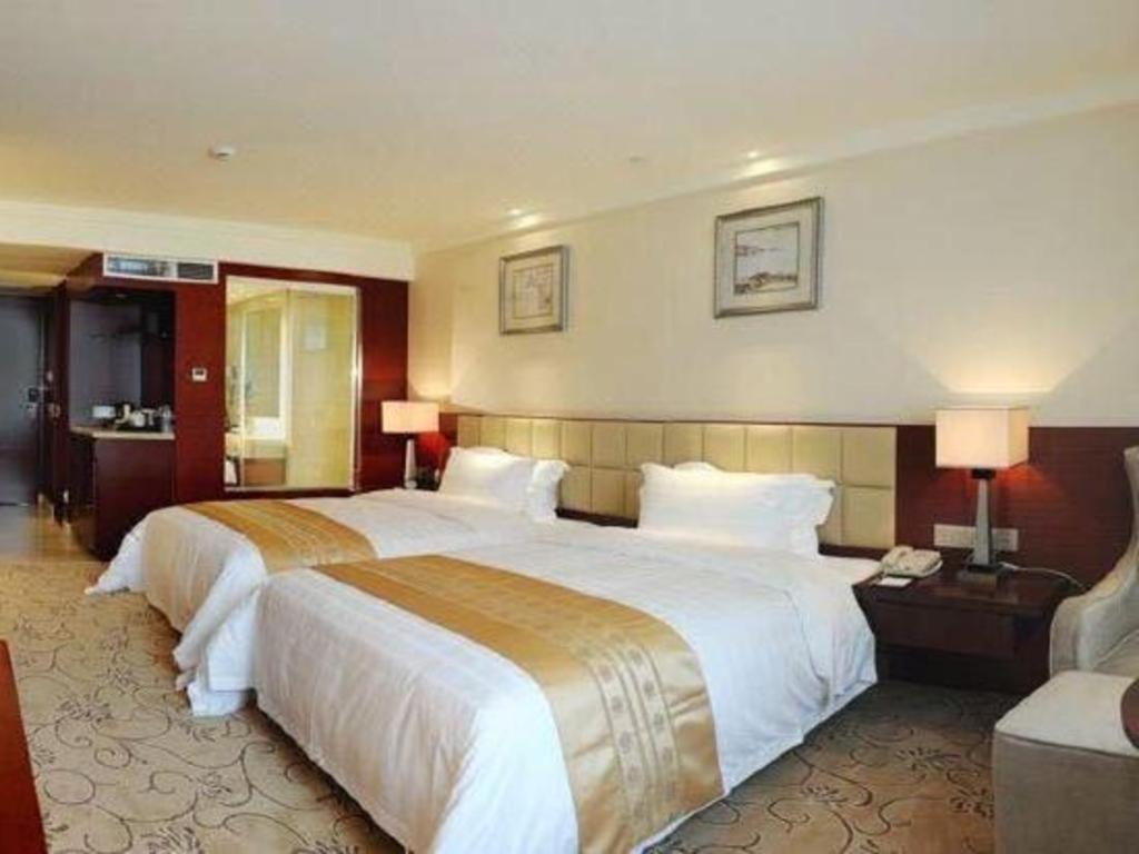 Chengdu Yinsheng International Hotel Supoqiao Exteriör bild